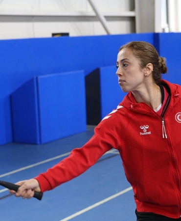 Özge Bayrak, Avrupa Şampiyonası’nda Madalya Peşinde!