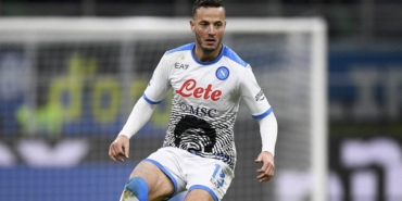 Beşiktaş Stoper İçin İki Yeni İsimle Görüşüyor!