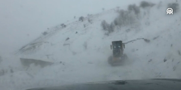 Ardanuç’ta Çığ: Çobanlar Tehlikede!