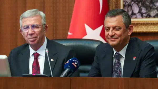 Özgür Özel: ‘Çözüm İç İçe İlerlemeli’