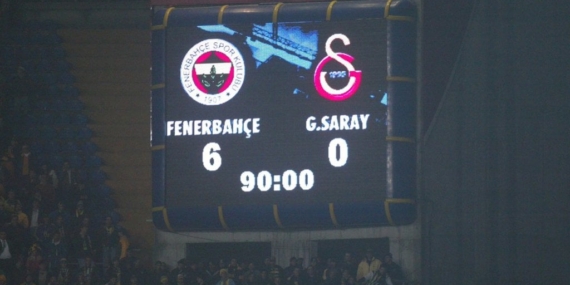 Türk Futbolunun Efsane Derbileri: Unutulmaz Anlar