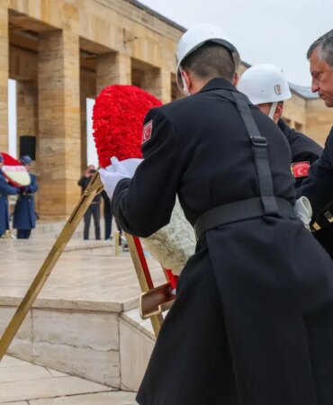 İsmet İnönü, Anıtkabir’de Anıldı! 52. Yıldönümü