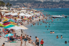 Antalya’ya 16,3 Milyon Turist, Rus ve Alman Yoğunluğu