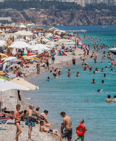 Antalya’ya 16,3 Milyon Turist, Rus ve Alman Yoğunluğu