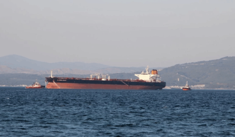 Çanakkale Boğazı’nda Yoğun Sis, Trafik Kapandı!