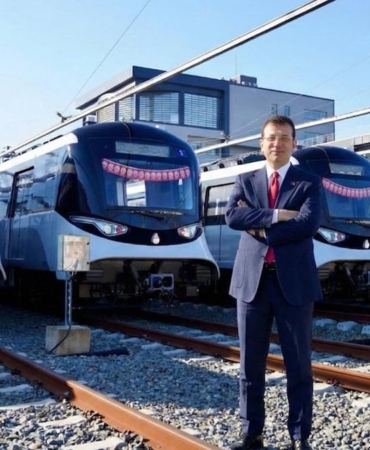 İmamoğlu’ndan Yeni Metro Araçları Müjdesi!