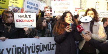 Öğrencilerden Beyazıt’ta Özgürlük Yürüyüşü