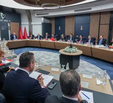 CHP 2024 İçin Üç Aşamalı Yol Haritasını Açıkladı!