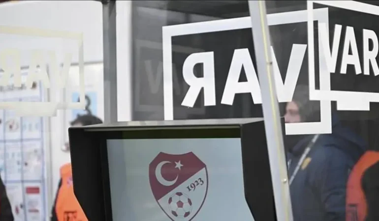 Fenerbahçe-Beşiktaş Derbisinin VAR Hakemi Belli!