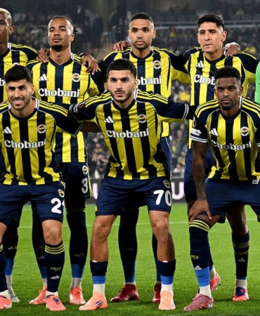 Fenerbahçe-Galatasaray Derbisinde İlk 11 Belirsizliği