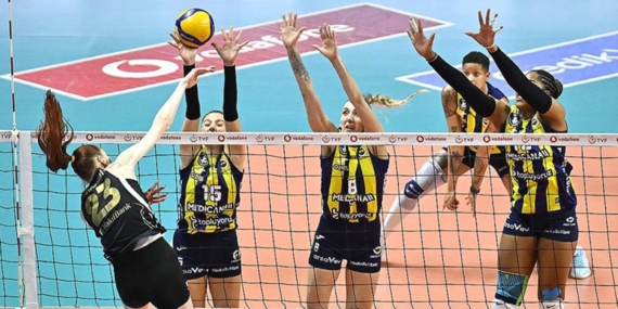 Zirve Mücadelesi: Fenerbahçe VakıfBank’ı Ağırlıyor!
