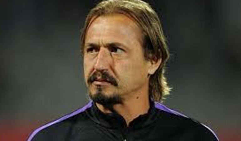 Galatasaray’da Ayrılık: Ayhan Akman Görevden Ayrıldı