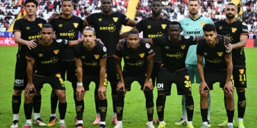 Göztepe, Antalyaspor’u Geçerek Zirveye Yükseldi!