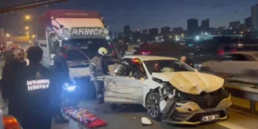 Bağcılar’da Zincirleme Kaza: Otoyol Kapandı!