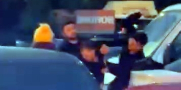 Alışveriş Merkezinde Yer Tartışması Kavgaya Dönüştü!