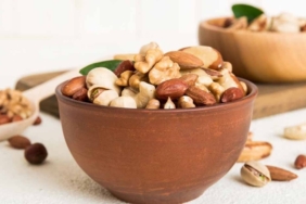 Ceviz mi, Fıstık mı? Sağlık İçin Hangisi Daha İyi?