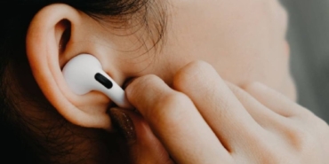 Kulaklıkla Uyumak Sağlığınızı Tehlikeye Atıyor!