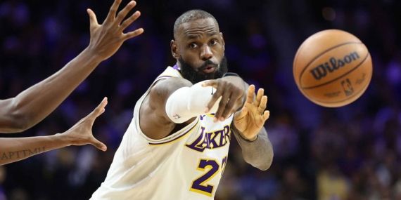 Lakers’tan Kritik Galibiyet, LeBron Yıldızlaştı!