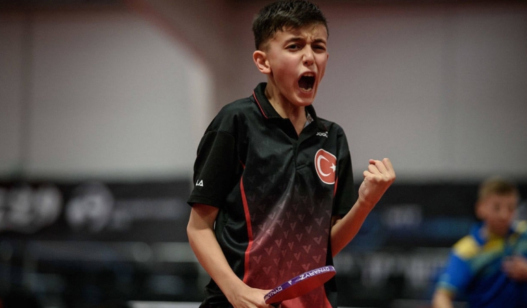 Genç Masa Tenisi Yıldızları Tarihe Geçti!