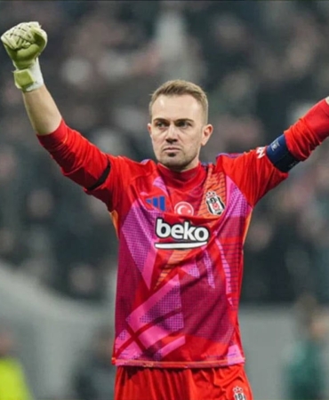 Fenerbahçe, Mert Günok ile kaleci rotasını güçlendiriyor!