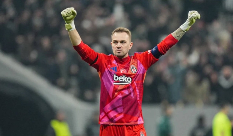 Fenerbahçe, Mert Günok ile kaleci rotasını güçlendiriyor!