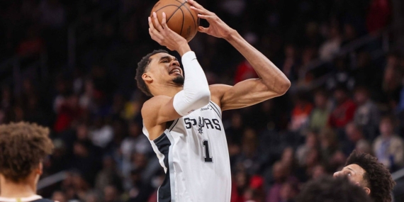 Clippers ve Spurs’ten Etkileyici Galibiyetler!