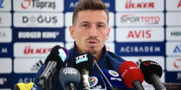 Mert Hakan Yandaş’a 3 Maç Ceza Verildi!