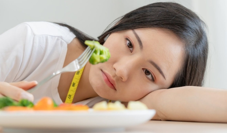 Hızlı Zayıflama Yöntemleri Sağlığınızı Tehdit Ediyor!