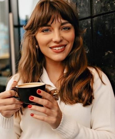 Kafein Tüketimi: Faydaları ve Riskleri