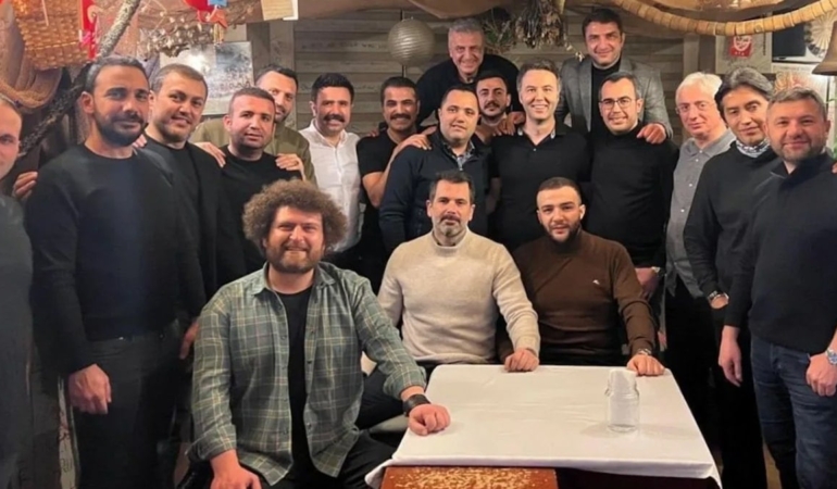 Gözaltındaki İsimler ve Sırlarla Dolu Fotoğraf!