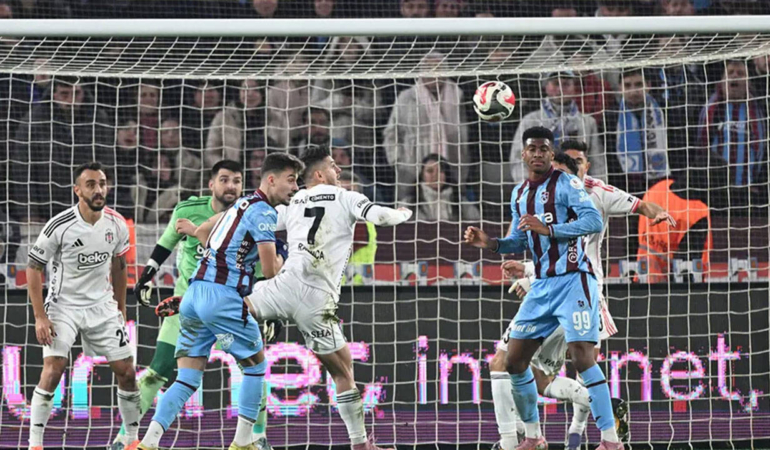 Trabzonspor, Beşiktaş’tan Rashica’yı İstiyor!