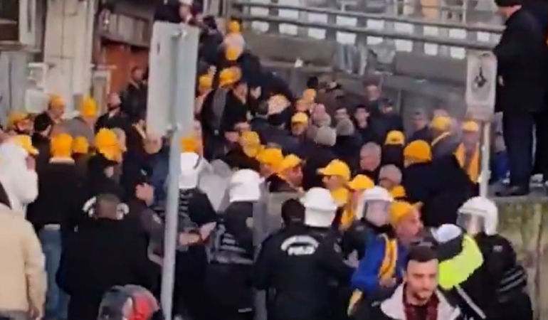 Taksiciler ile polis arasında gerginlik! Dava ertelendi.