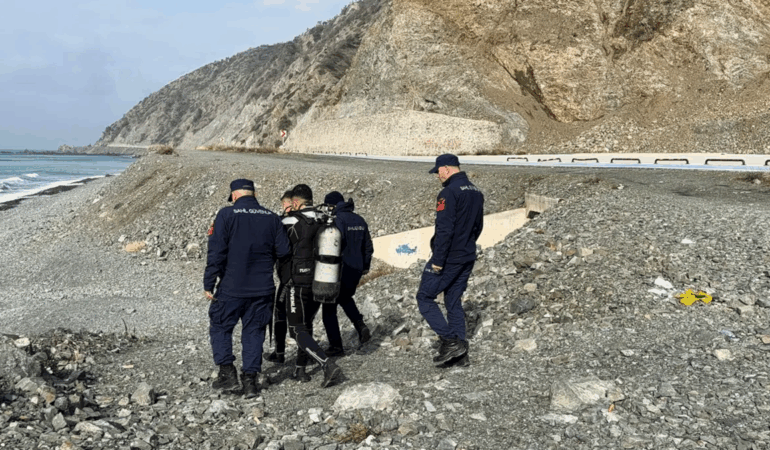 Samandağ’da Balıkçı Kayboldu, Arama Devam Ediyor