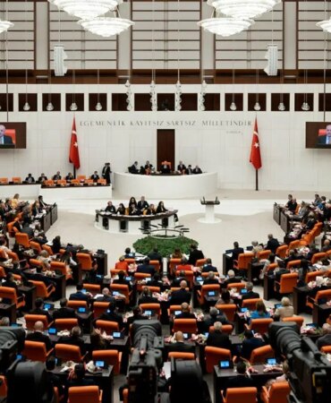 AKP’nin Üye Sayısı 11.5 Milyona Ulaştı!