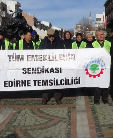 Emeklilerden Seyyanen Zam Talebi: Açlık Sınırı!