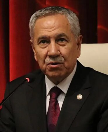 Arınç’tan İmamoğlu’na Erken Adaylık Eleştirisi