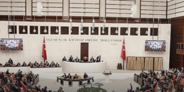 DEVA’lı Vekil, AKP’ye Katılmak İçin Gün Sayıyor