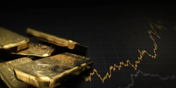 Altın Fiyatları Rekor Kırdı: Güvenli Liman Yükseliyor!