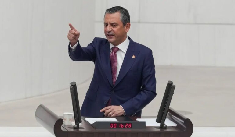 Özgür Özel: Endişelenme Hakkımız Yok!