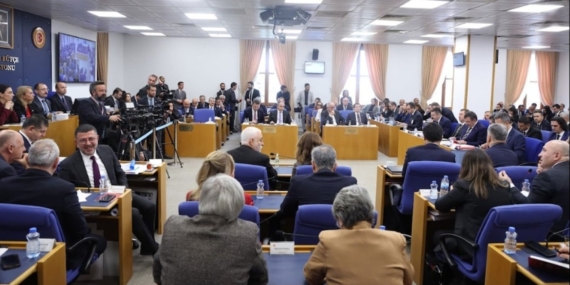 Emekli Zamı Tartışmasında Siyasi Gerginlik!