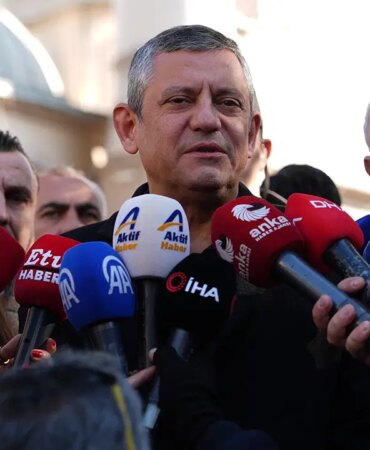 Özgür Özel: Kutuplaşma Son Bulmalı, Kucaklaşma Şart!