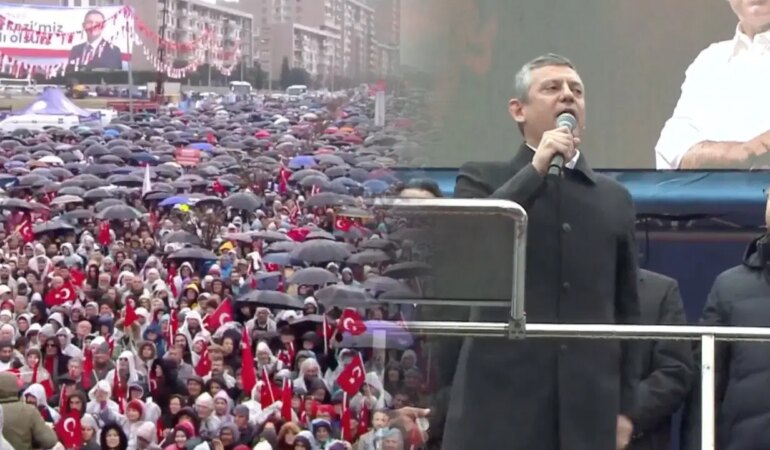 CHP, Denizli’de Yağmura Rağmen Meydanı Doldurdu