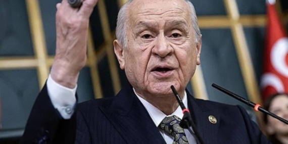 Bahçeli: Türk Bayrağına Saldırı Provokasyon!