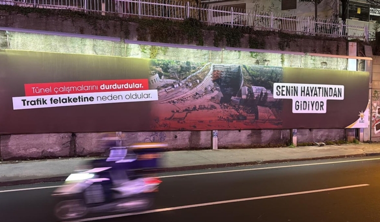 İstanbul’da Reklam Panoları Krizi Büyüyor!