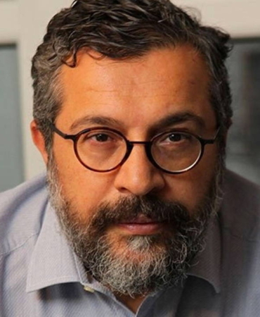 Soner Yalçın’ın Yurt Dışı Yasağı Kaldırıldı!