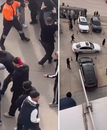 Alışveriş Merkezinde Öğrenci Kavgası!