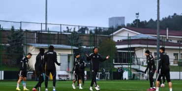 Beşiktaş’ta 4 Futbolcunun Ayrılığı Kesinleşti!