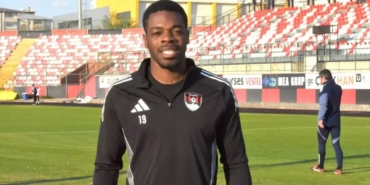 Beşiktaş, Cedric İçin Vanspor’la Temasta!