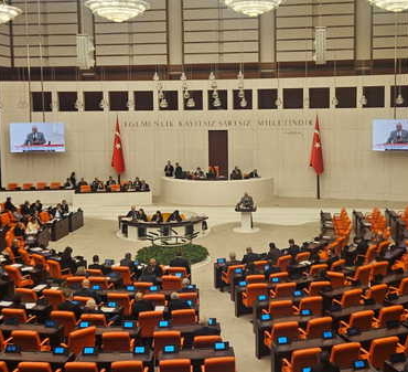 Tanrıkulu: Türkiye Derin Bir Demokrasi Krizi Yaşıyor