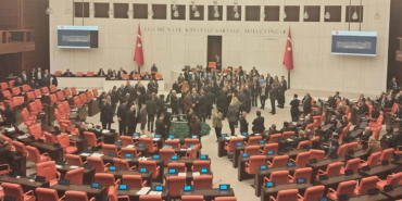 TBMM’de Yoklama Krizi: Ahlaksızlık İddiası!